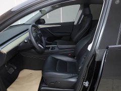 Tesla Model Y 2022 facelift rear-wheel drive version - фото 18