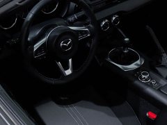 Mazda MX-5 2.0L black version - фото 7