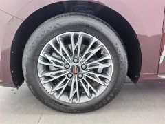 Hongqi H5 2.0T Automatic Intelligent Connected Flag Edition - фото 17