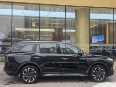 Hongqi HS7 PHEV 2024 2.0T PHEV four-wheel drive Qichang version 6 seats - фото 9