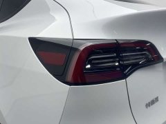 Tesla Model Y rear-wheel drive version - фото 11