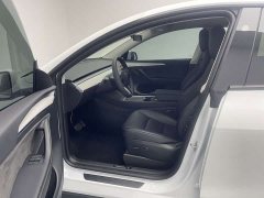 Tesla Model Y rear-wheel drive version - фото 12