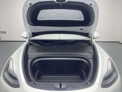 Tesla Model Y rear-wheel drive version - фото 6