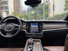 Volvo V90 Cross Country B5 AWD Ultimate - фото 16