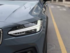 Volvo V90 Cross Country B5 AWD Ultimate - фото 4