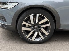 Volvo V90 Cross Country B5 AWD Ultimate - фото 5