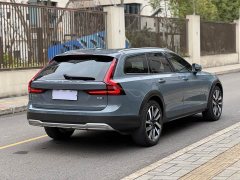 Volvo V90 Cross Country B5 AWD Ultimate - фото 9