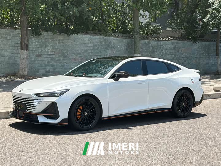 Changan UNI-V 1.5T sports version - автомобиль из Китая