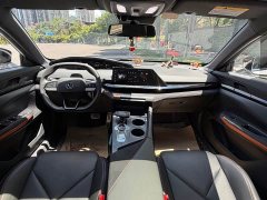 Changan UNI-V 1.5T sports version - фото 7