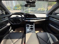 Changan UNI-V 1.5T premium - фото 7