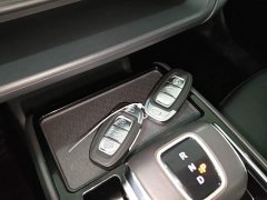 Hongqi E-QM5 facelift basic travel version - фото 9
