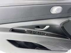 Hyundai Elantra 2022 1.5L CVT GLX Elite Edition - фото 7