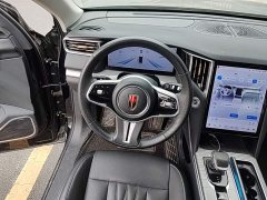 Hongqi HS7 PHEV 2.0T PHEV four-wheel drive Qichang version 7 seats - фото 17
