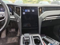 Hongqi HS7 PHEV 2.0T PHEV four-wheel drive Qichang version 7 seats - фото 13