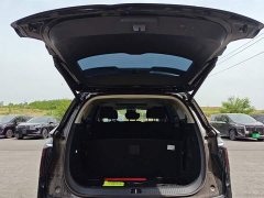 Hongqi HS7 PHEV 2.0T PHEV four-wheel drive Qichang version 7 seats - фото 19
