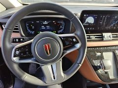 Hongqi HQ9 PHEV 2.0T four-wheel drive business version - фото 11