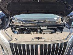 Hongqi HQ9 PHEV 2.0T four-wheel drive business version - фото 20