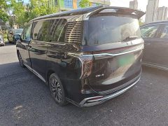 Hongqi HQ9 PHEV 2.0T four-wheel drive business version - фото 5