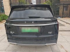 Hongqi HS7 PHEV 2.0T PHEV four-wheel drive Qichang version 7 seats - фото 6