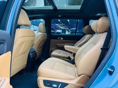 Li Auto Ideal ONE extended range 6-seater version - фото 10