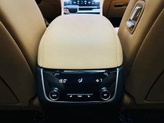 Li Auto Ideal ONE extended range 6-seater version - фото 16