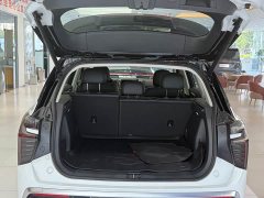 Hongqi HS3 PHEV 125km Jinwei PLUS 2 million commemorative edition - фото 11