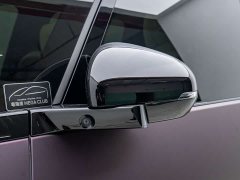 Li Auto Ideal MEGA Ultra - фото 17