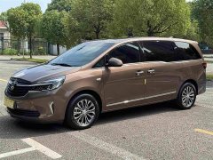 Changan UNI-V 1.5T sports version - фото 2