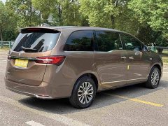 Changan UNI-V 1.5T sports version - фото 5