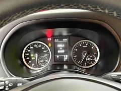 Mercedes-Benz Vito 2021 2.0T Elite Edition 7 seats - фото 8