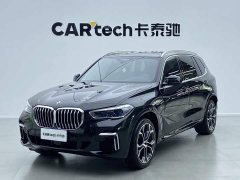 BMW X5 2022 xDrive 40Li Exclusive M Sports Package - фото 1
