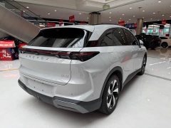Arcfox Jihu Alpha T5 2026 extended range 1215 Yuanjing Zhixing Edition - фото 15