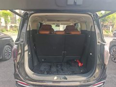 Hongqi HQ9 PHEV 2.0T four-wheel drive business version - фото 19