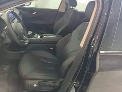 Hongqi E-QM5 2023 basic travel version - фото 15