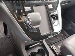 Hongqi HQ9 PHEV 2.0T four-wheel drive business version - фото 14