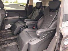 Hongqi HQ9 PHEV 2.0T four-wheel drive business version - фото 17