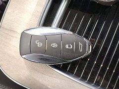 Hongqi HQ9 PHEV 2.0T four-wheel drive business version - фото 9