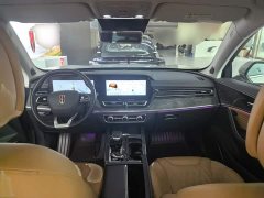 Hongqi HS5 2.0T four-wheel drive flag collar Pro version - фото 10