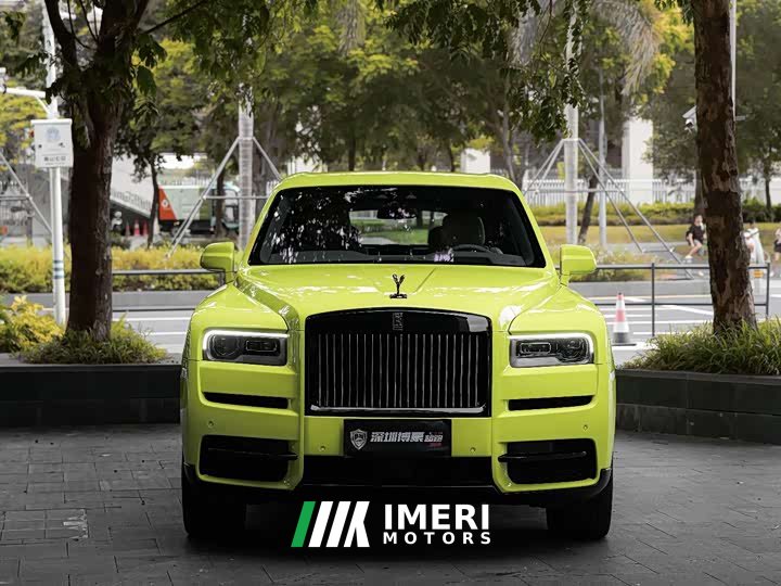 Rolls-Royce Cullinan 2022 Black Badge - автомобиль из Китая