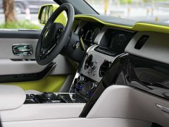 Rolls-Royce Cullinan 2022 Black Badge - фото 19