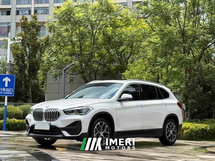 BMW X1 2022 sDrive25Li Leading - автомобиль из Китая