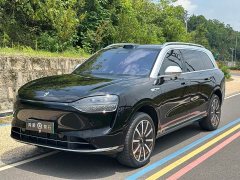 AITO Wenjie M9 extended range Ultra version 42kWh 6-seater version - фото 1