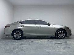 Lexus ES 2022 200 Excellence Edition - фото 8