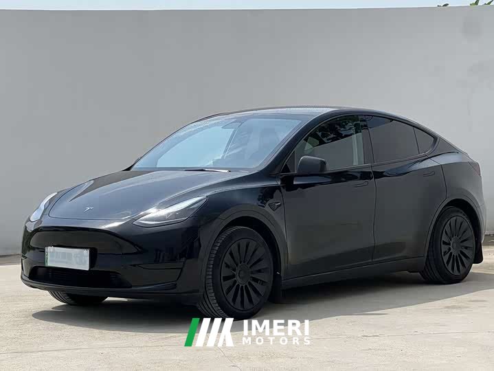 Tesla Model Y 2022 facelift rear-wheel drive version - автомобиль из Китая