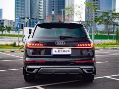 Audi Q7 55 TFSI quattro S line sports version - фото 5