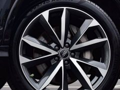 Audi Q7 55 TFSI quattro S line sports version - фото 7
