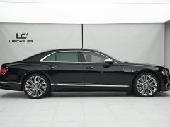 Bentley Flying Spur Hybrid 4.0T V8 Mulliner - фото 3