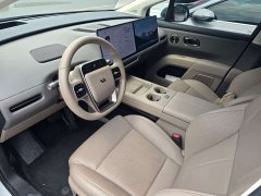 Li Auto Ideal i8 Standard Edition - фото 4