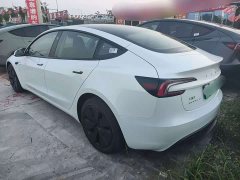 Tesla Model 3 rear-wheel drive version - фото 9
