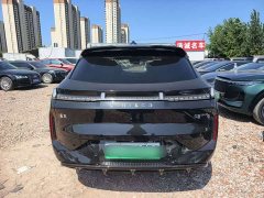 Lynk & Co 08 EM-P 120km long range Plus - фото 8